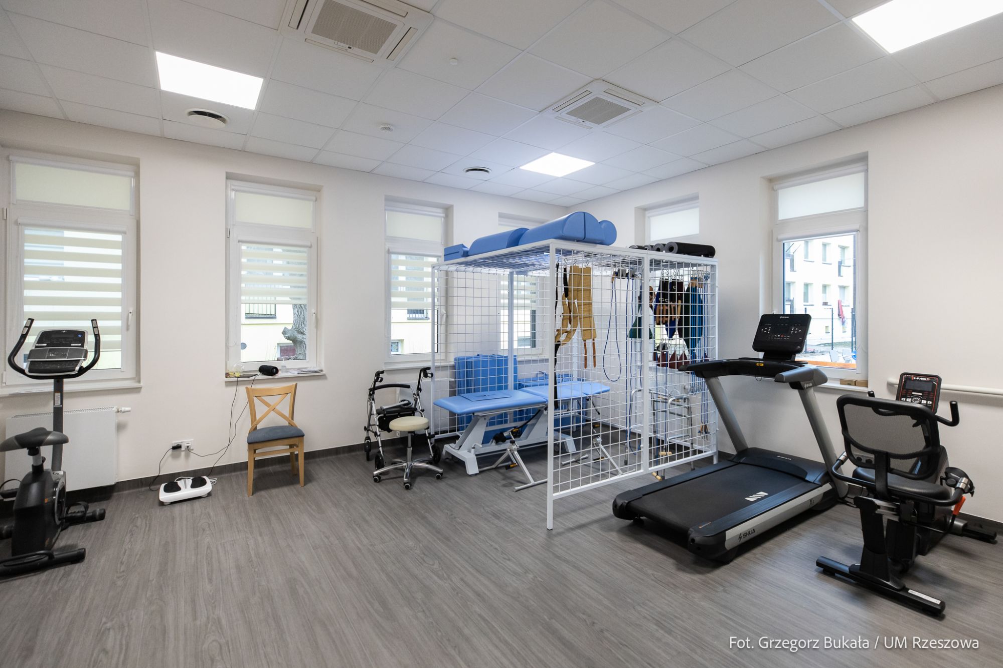 zdjęcie poglądowe pomieszczenia do rehabilitacji dla os&oacute;b w wieku 50+